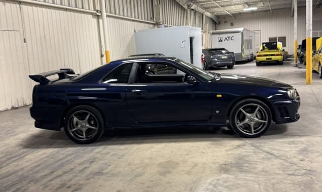 2000 Nissan Skyline JDM car for sale — photo 6 of 25