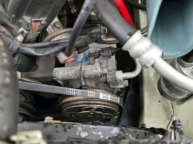 1974 Nissan Skyline JDM car for sale — photo 17 of 20