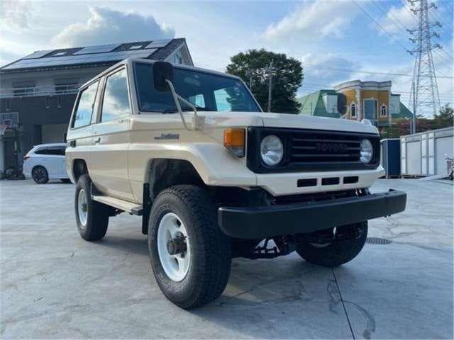 1993 Toyota Land Cruiser JDM car for sale — photo 3 of 25