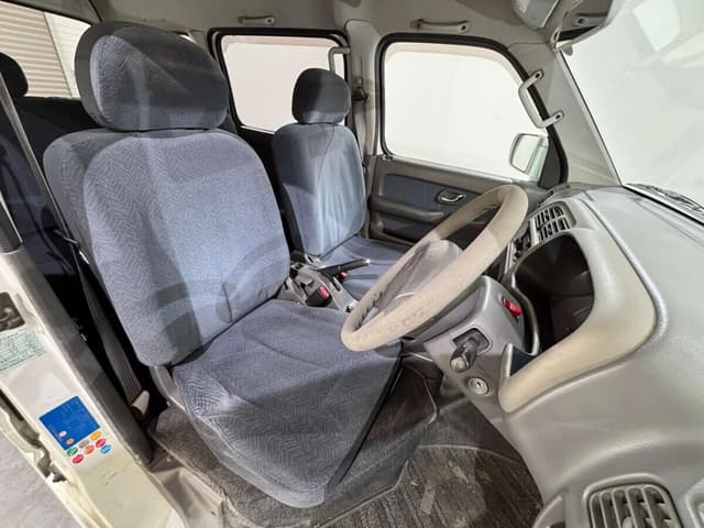 2001 Suzuki Every JDM car for sale — photo 11 of 25