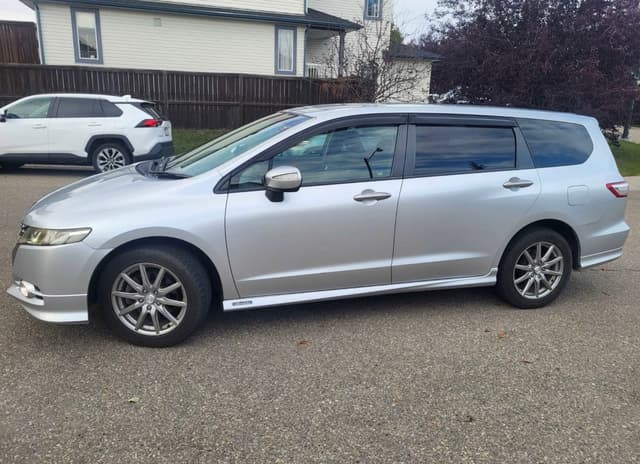2009 Honda Odyssey JDM car for sale — photo 7 of 11