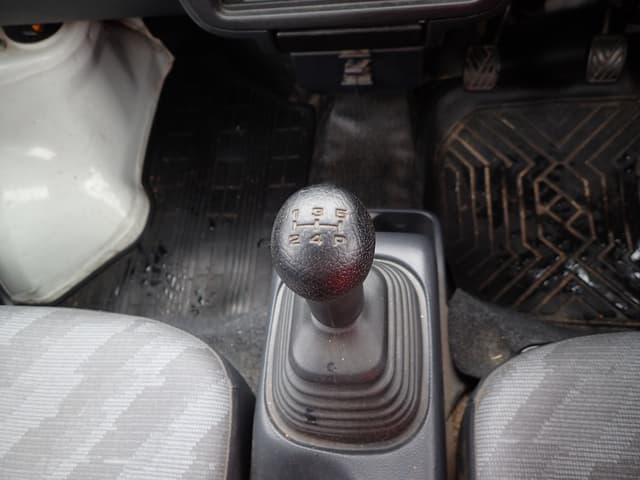 2010 Suzuki Carry JDM car for sale — photo 13 of 24