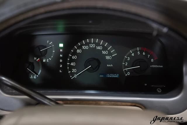 1998 Toyota Granvia JDM car for sale — photo 14 of 25