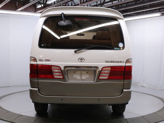 1999 Toyota Grand Hiace JDM car for sale — photo 6 of 25