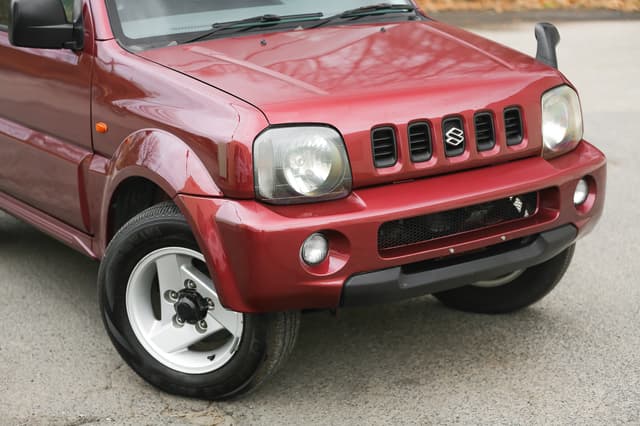 1998 Suzuki Jimny JDM car for sale — photo 15 of 25