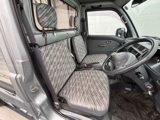 2001 Daihatsu Hijet JDM car for sale — photo 9 of 25