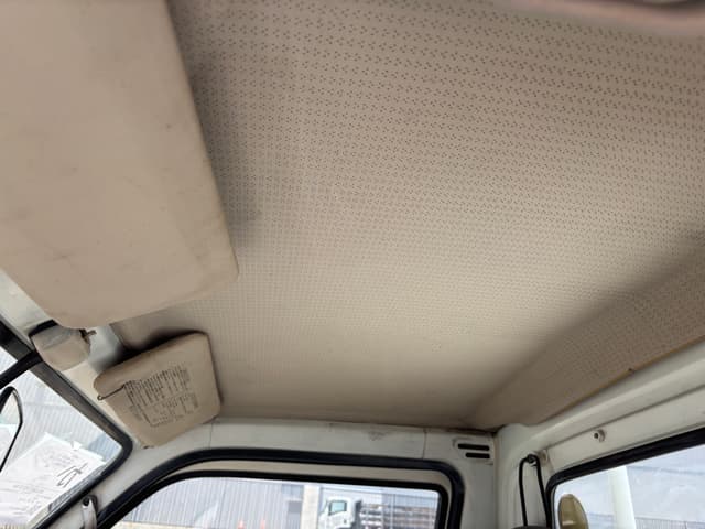 1992 Daihatsu Hijet JDM car for sale — photo 18 of 25