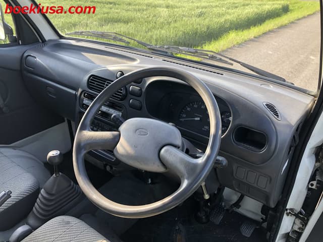 1995 Daihatsu Hijet JDM car for sale — photo 13 of 22
