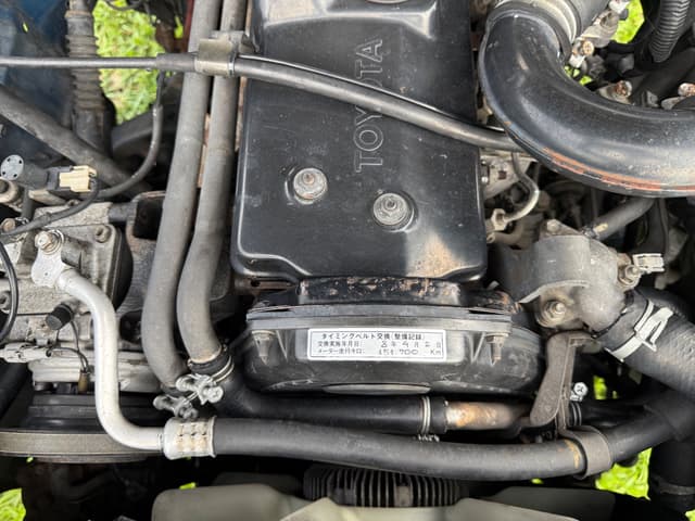 1993 Toyota Hilux JDM car for sale — photo 23 of 25