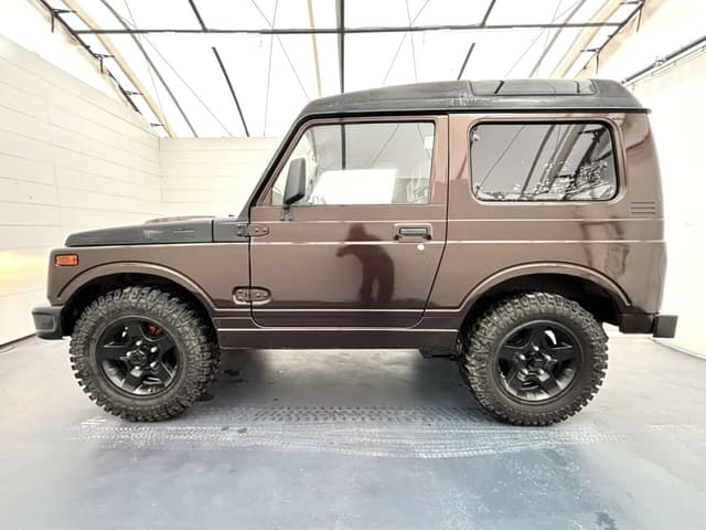 1990 Suzuki Jimny JDM car for sale — photo 3 of 25