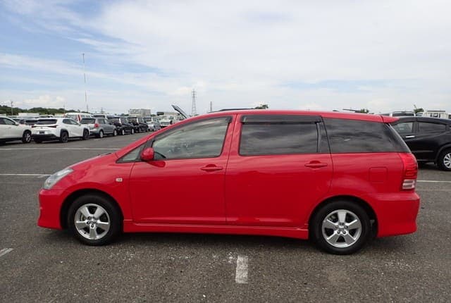 2005 Toyota JDM car for sale — photo 2 of 25