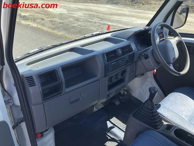 1999 Mitsubishi Minicab JDM car for sale — photo 9 of 21