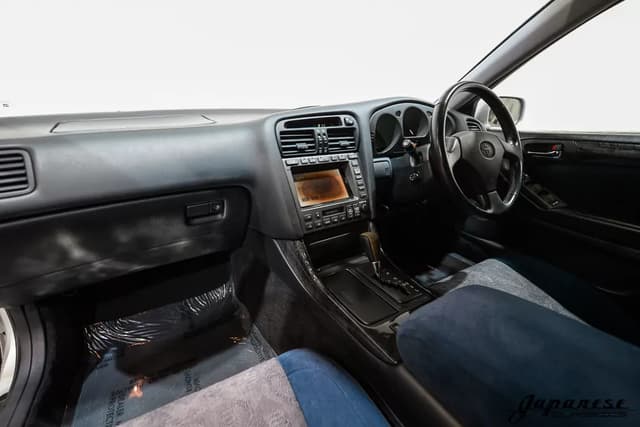 1998 Toyota Aristo JDM car for sale — photo 9 of 25