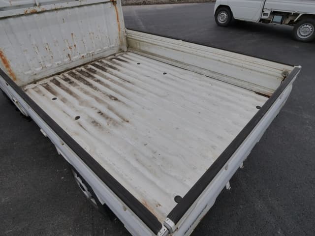 2002 Mitsubishi Minicab JDM car for sale — photo 13 of 25