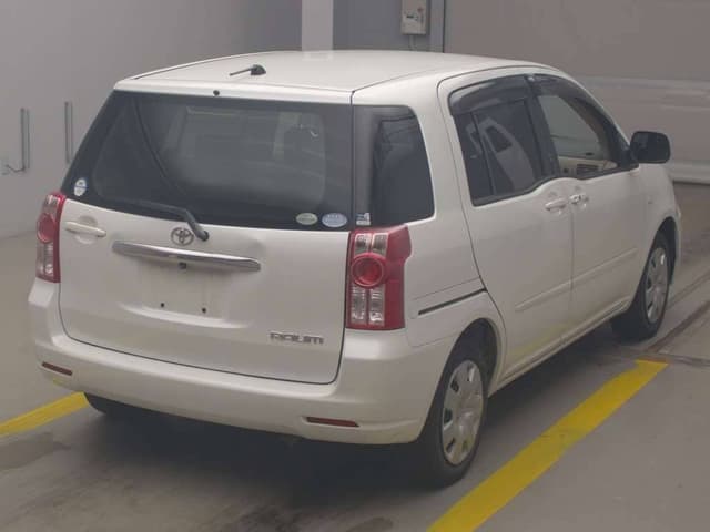 2011 Toyota Raum JDM car for sale — photo 2 of 2