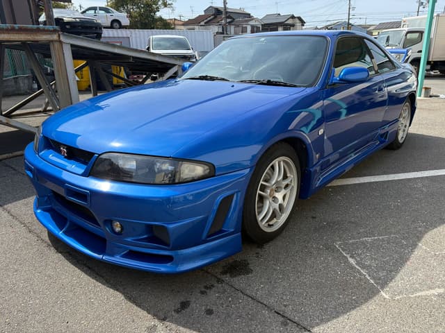 1996 Nissan Skyline JDM car for sale — photo 4 of 16