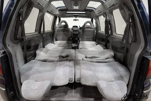 1997 Mitsubishi Delica JDM car for sale — photo 23 of 25