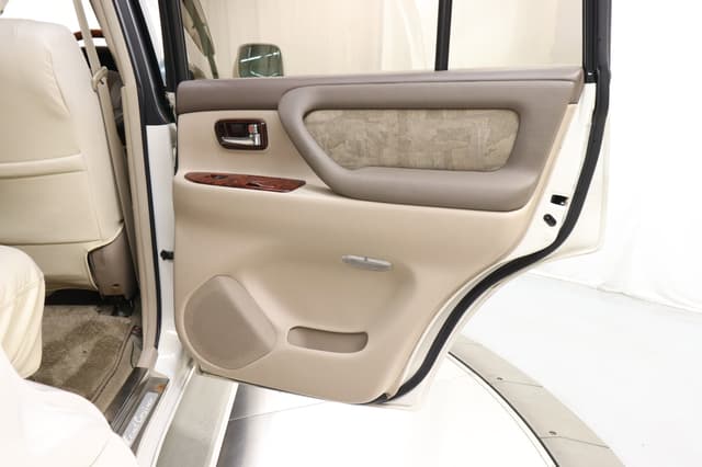 2000 Toyota Land Cruiser JDM car for sale — photo 23 of 25