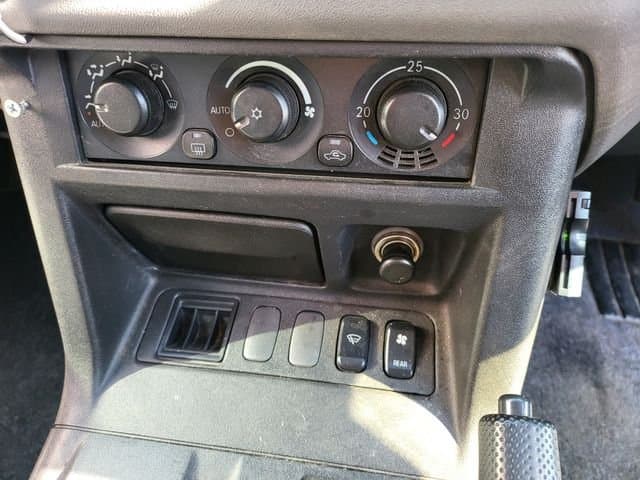 2000 Mitsubishi Pajero JDM car for sale — photo 10 of 20