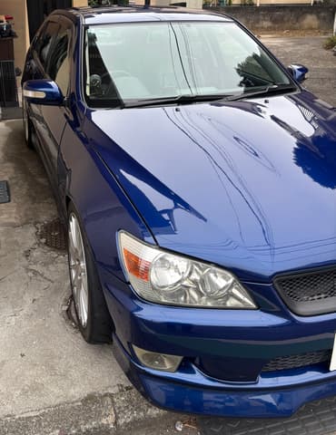 1999 Toyota Altezza JDM car for sale — photo 21 of 27