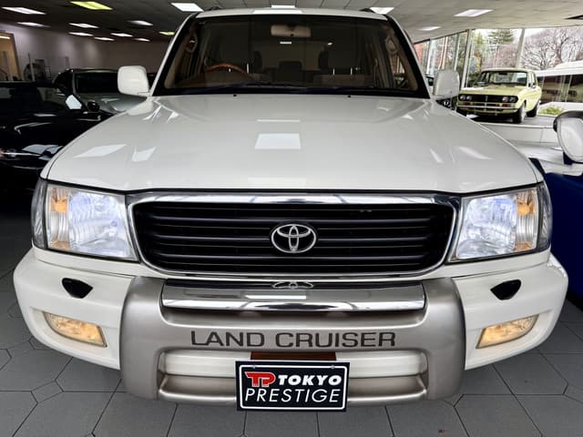1998 Toyota Land Cruiser JDM car for sale — photo 2 of 5