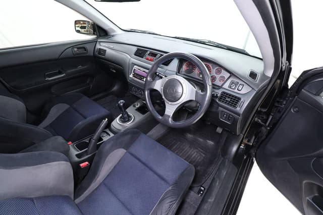 2001 Mitsubishi Lancer Evolution JDM car for sale — photo 9 of 25