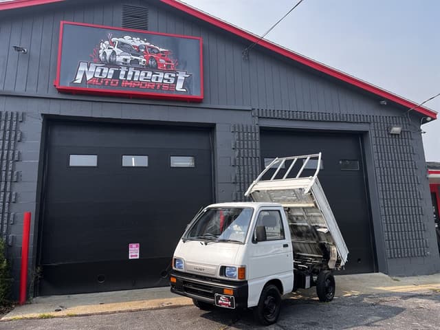 1993 Daihatsu Hijet JDM car for sale — photo 2 of 25
