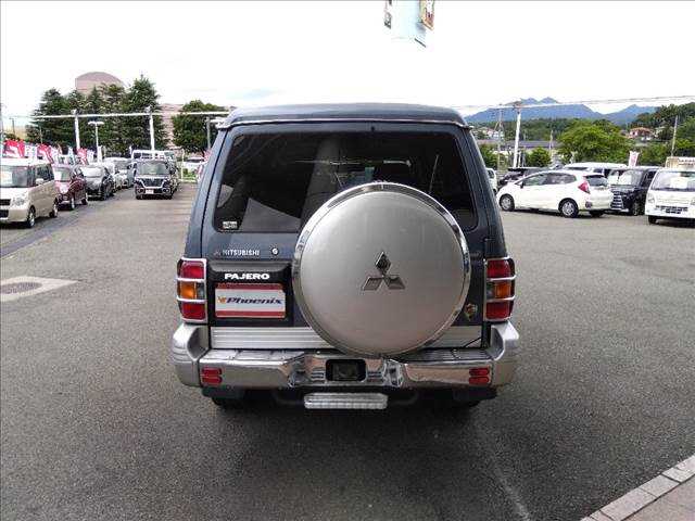 1997 Mitsubishi Pajero JDM car for sale — photo 7 of 25