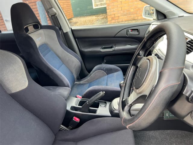2001 Mitsubishi Lancer JDM car for sale — photo 13 of 16