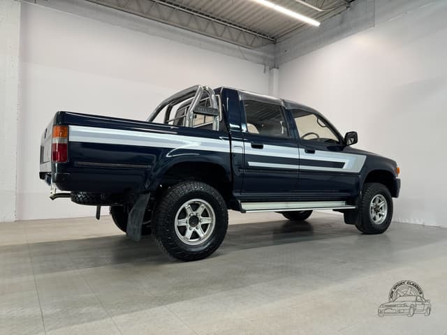 1993 Toyota Hilux JDM car for sale — photo 21 of 25