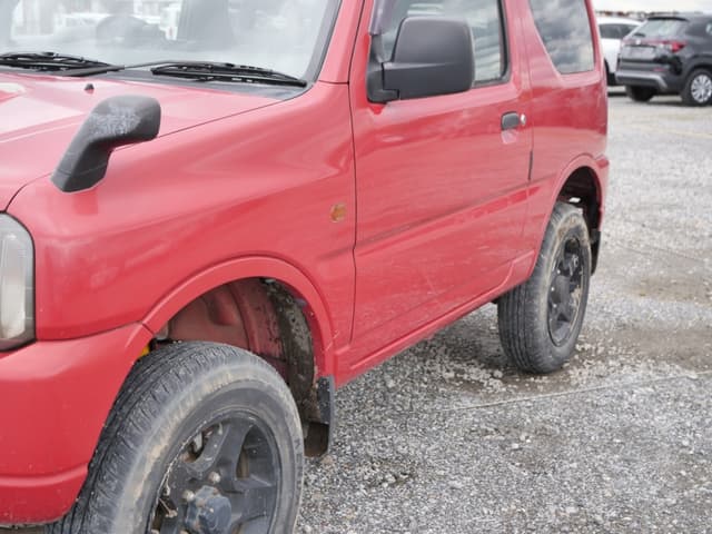 1999 Suzuki Jimny JDM car for sale — photo 9 of 25