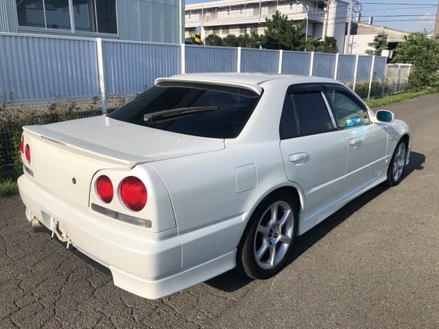 2000 Nissan Skyline JDM car for sale — photo 2 of 5
