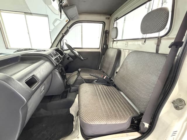 1999 Daihatsu Hijet JDM car for sale — photo 10 of 24