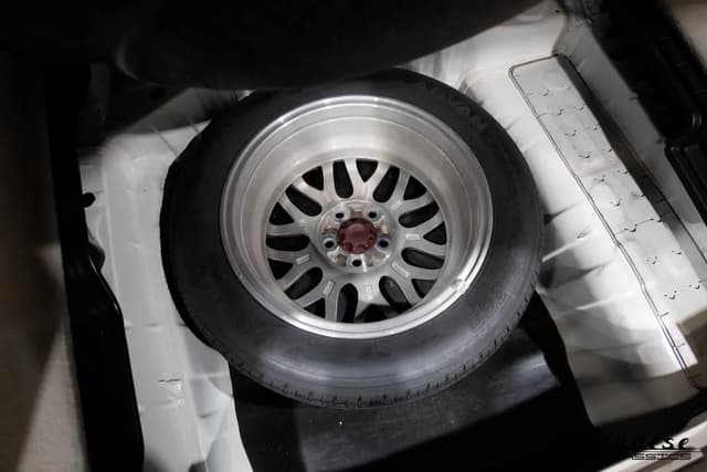 2000 Toyota Crown JDM car for sale — photo 23 of 25
