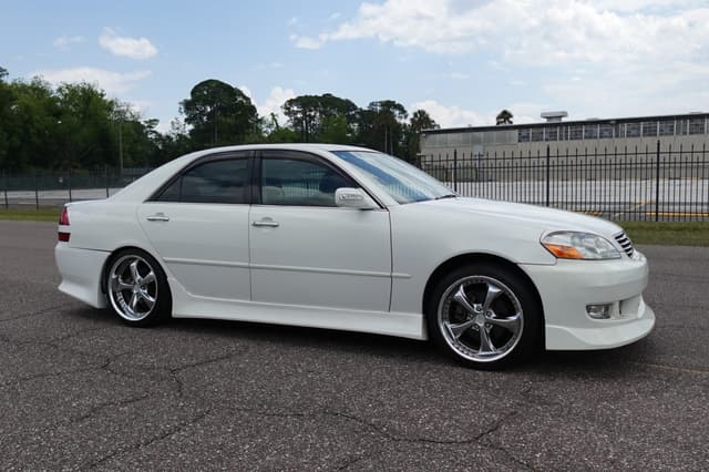 2000 Toyota Mark II JDM car for sale — photo 2 of 19