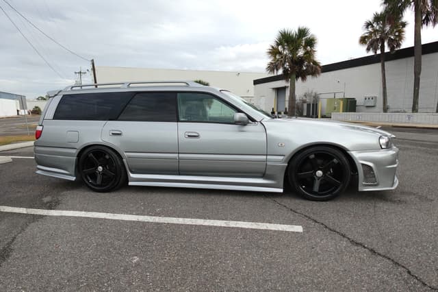 2000 Nissan Stagea JDM car for sale — photo 14 of 17