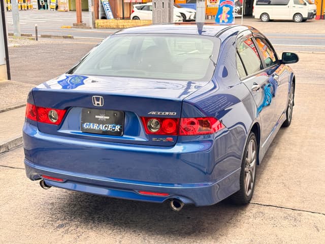2006 Honda Accord JDM car for sale — photo 24 of 25