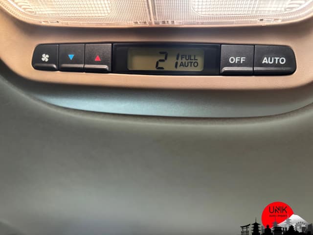 2000 Honda Odyssey JDM car for sale — photo 17 of 24