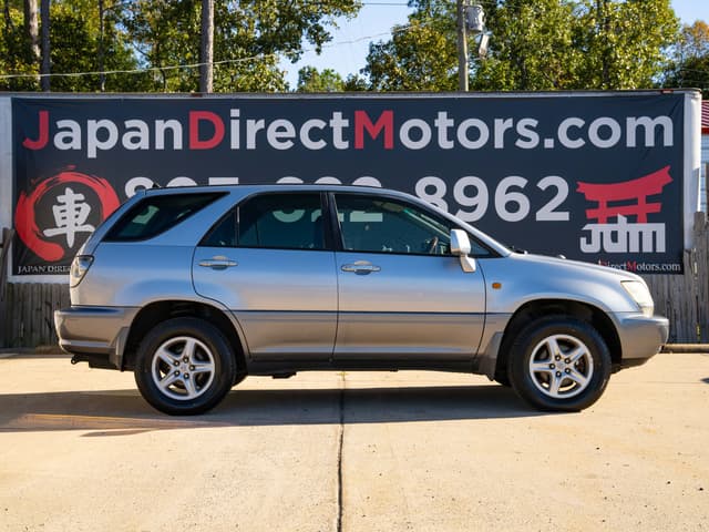 2001 Toyota Harrier JDM car for sale — photo 6 of 18