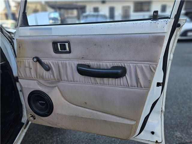 1986 Toyota Land Cruiser JDM car for sale — photo 20 of 25