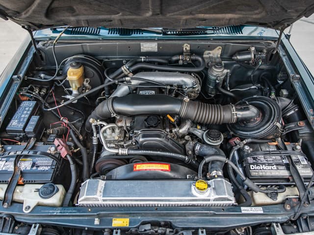 1995 Toyota Hilux Surf JDM car for sale — photo 23 of 24