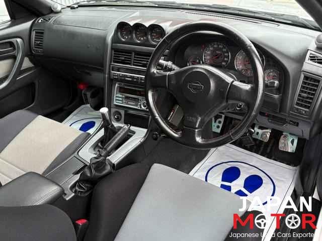 1998 Nissan Skyline JDM car for sale — photo 6 of 11