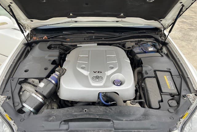 2005 Toyota Crown JDM car for sale — photo 9 of 25