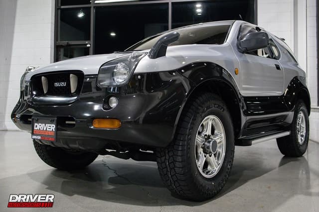 1999 Isuzu JDM car for sale — photo 24 of 25