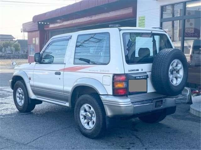1997 Mitsubishi Pajero JDM car for sale — photo 8 of 25
