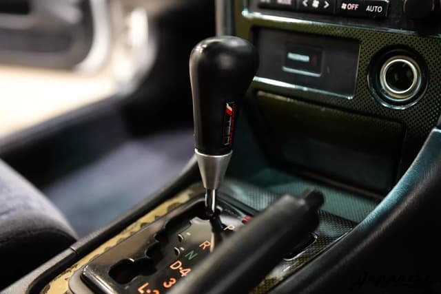 1998 Toyota Chaser JDM car for sale — photo 10 of 25