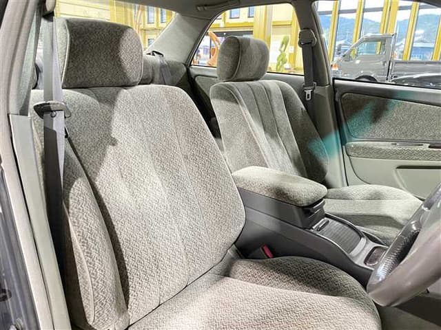 1999 Toyota Mark II JDM car for sale — photo 20 of 25