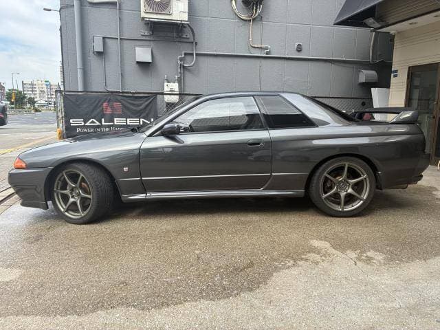 1992 Nissan Skyline JDM car for sale — photo 8 of 20