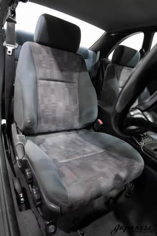 1997 Nissan Skyline JDM car for sale — photo 14 of 25