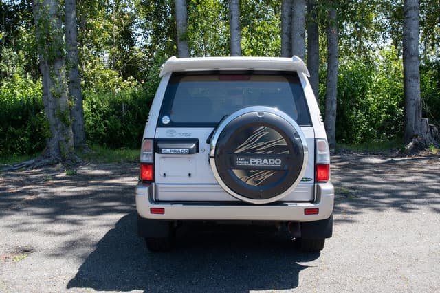 2001 Toyota Land Cruiser Prado JDM car for sale — photo 4 of 15